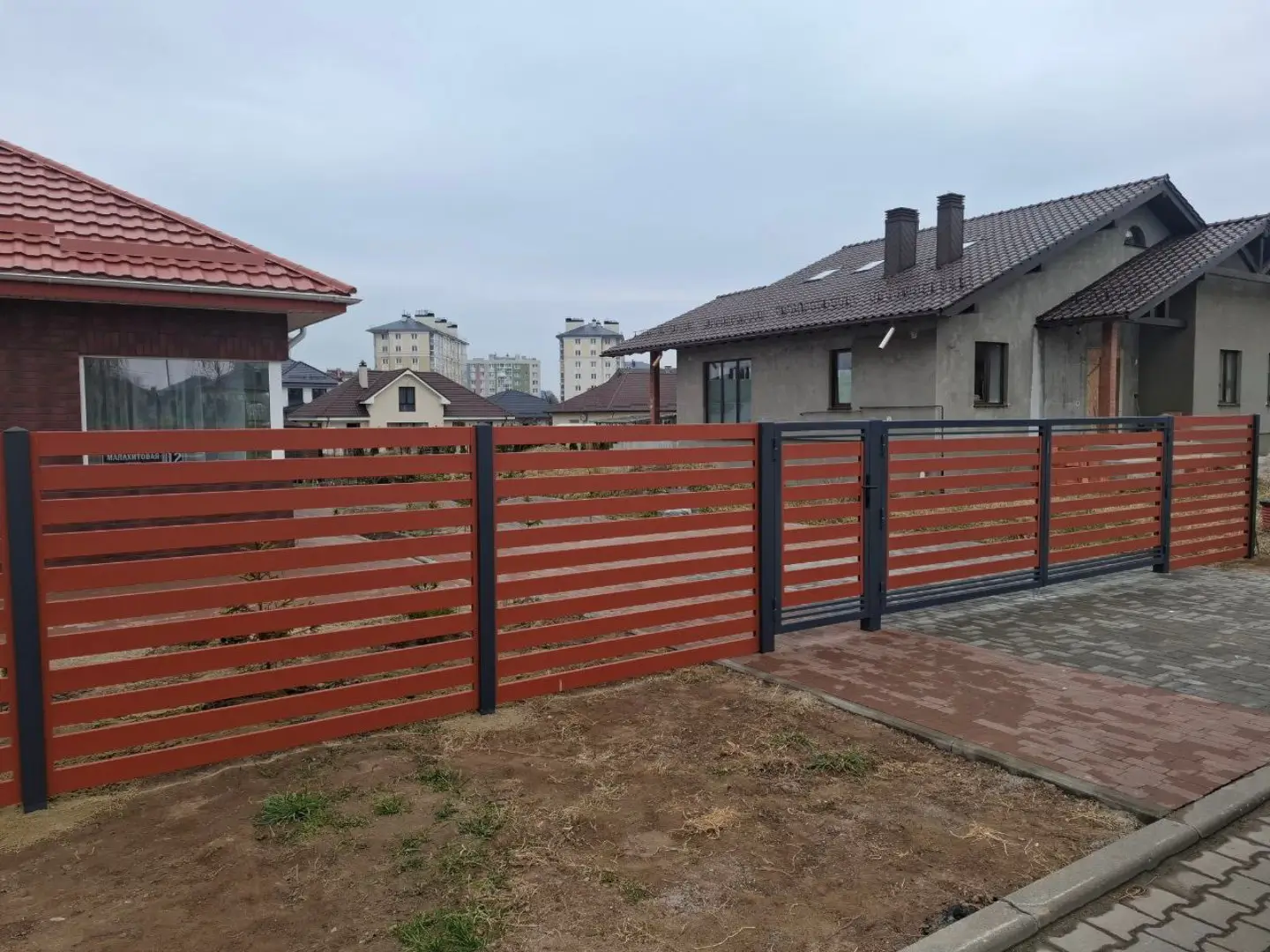 Забор-ранчо из металлопланкена 18м RAL8004 Терракотовый в Благовещенске